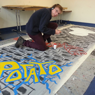 20130226_100329 Montessori-Schulzentrum Leipzig - Schülerblog - Kreative Malerei bei Bühnengestaltung